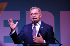 California Democrats didn’t endorse a candidate for governor. An S.F. proposal could change that